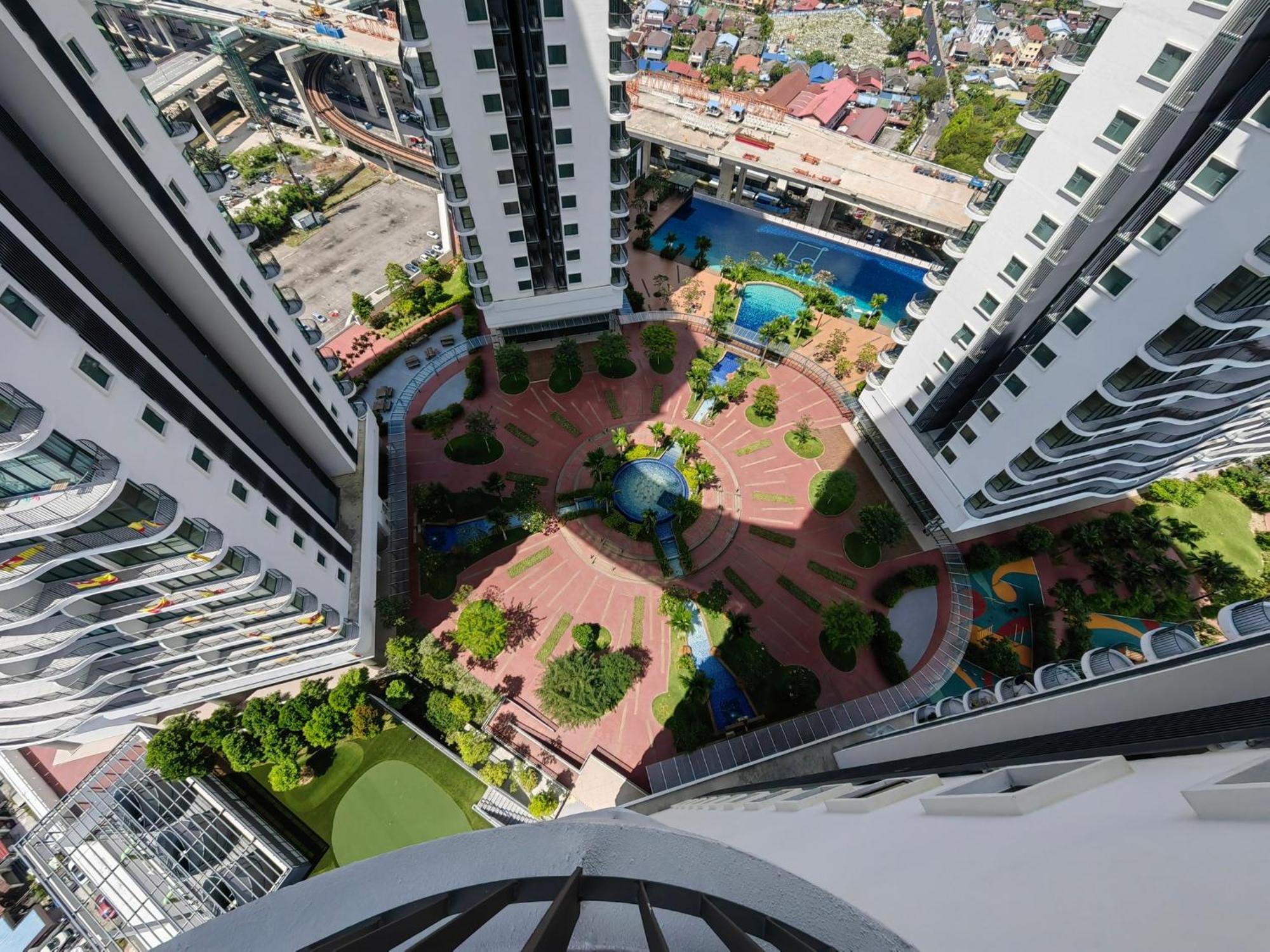 Datum Jelatek Sky Residence Klcc Skyring Linked To Lrt And Mall アンパン エクステリア 写真