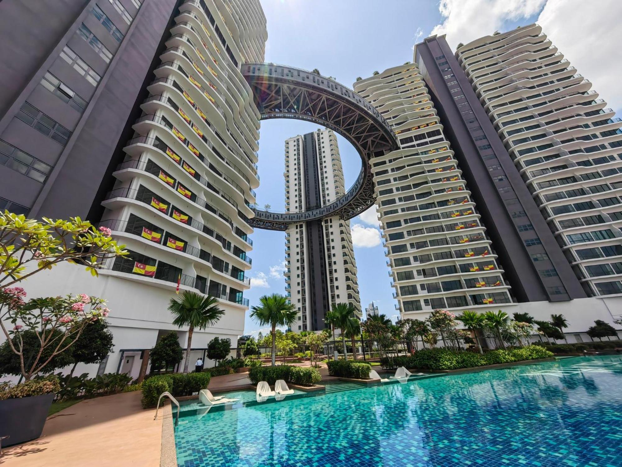 Datum Jelatek Sky Residence Klcc Skyring Linked To Lrt And Mall アンパン エクステリア 写真