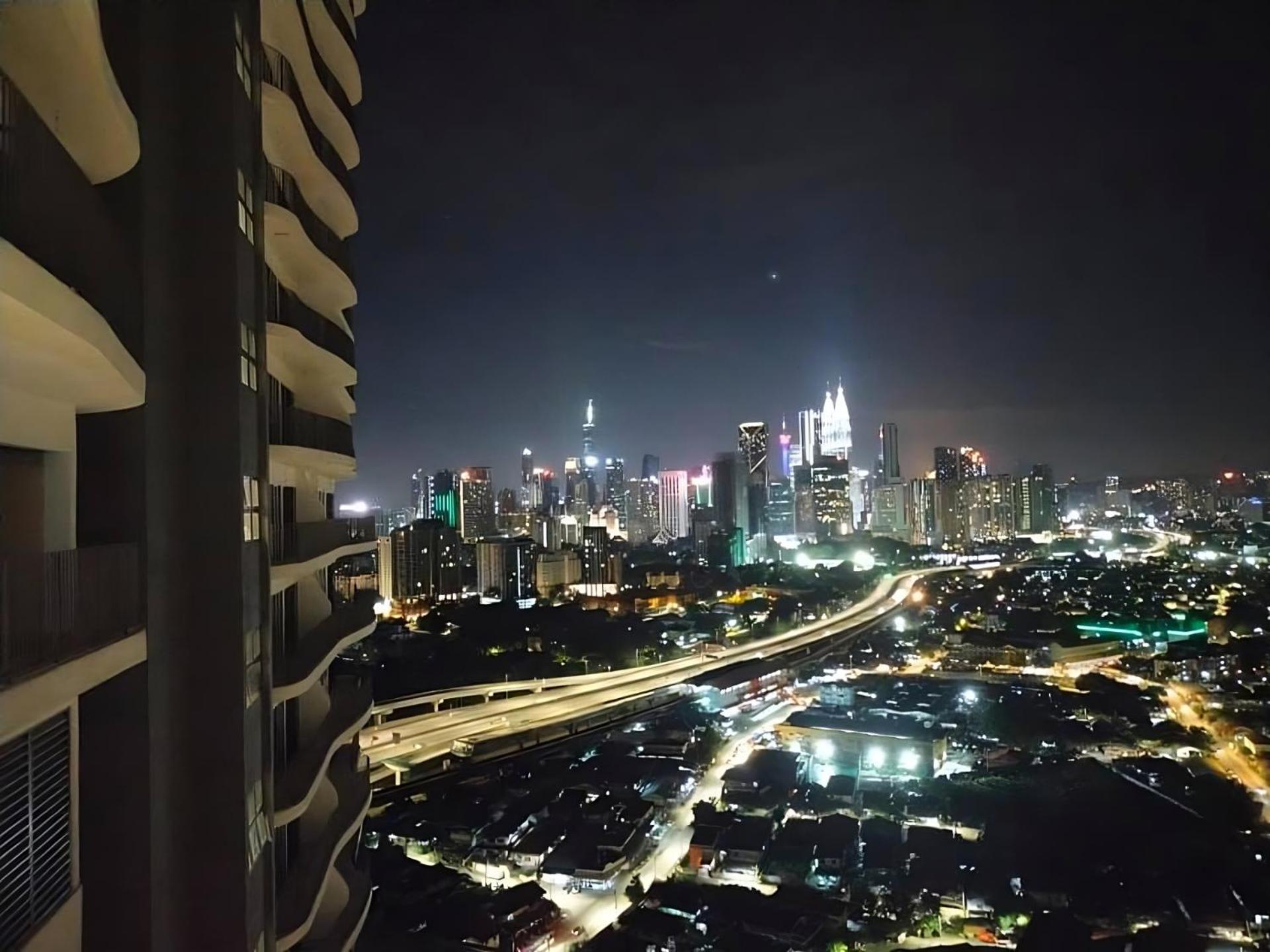 Datum Jelatek Sky Residence Klcc Skyring Linked To Lrt And Mall アンパン エクステリア 写真